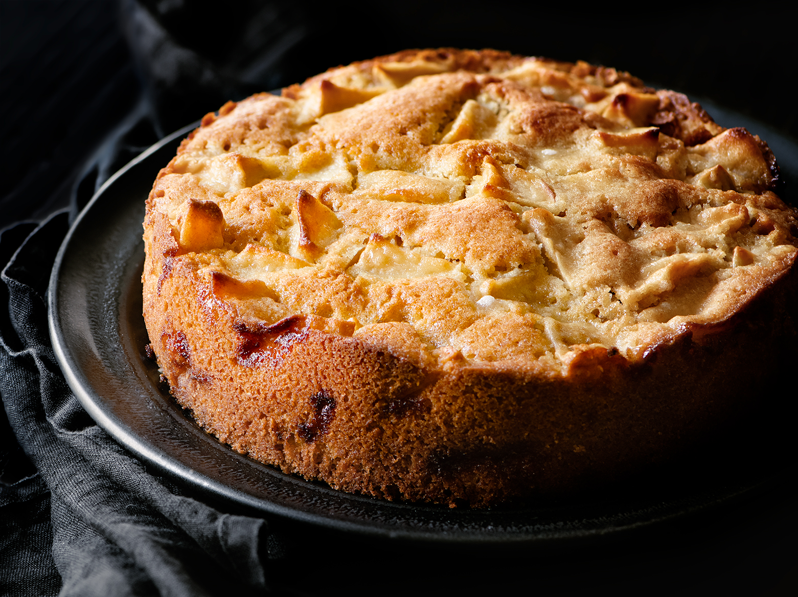 French Apple Cake | Gâteau Invisible aux Pommes - Bianca Zapatka | Recipes